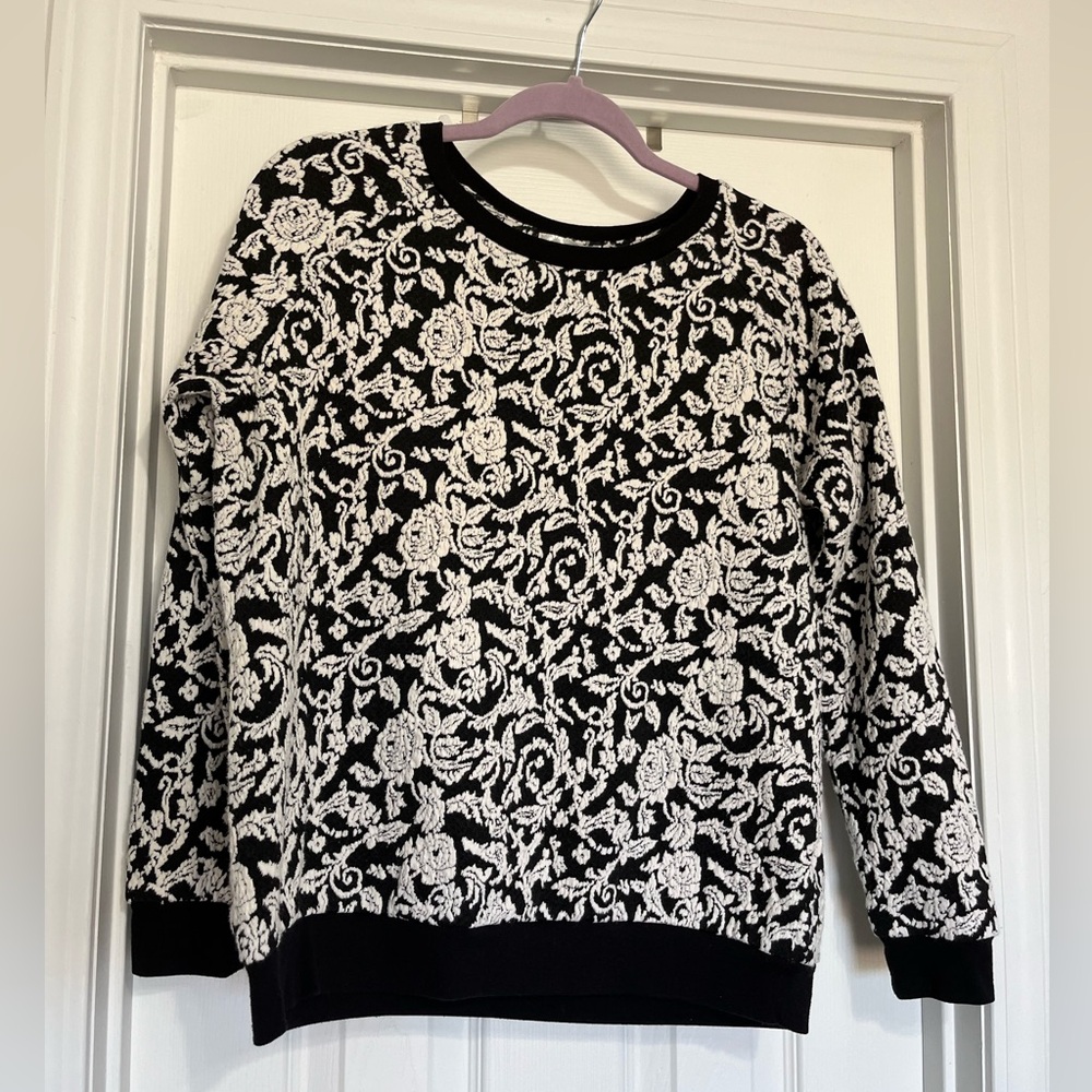 Rose sweater